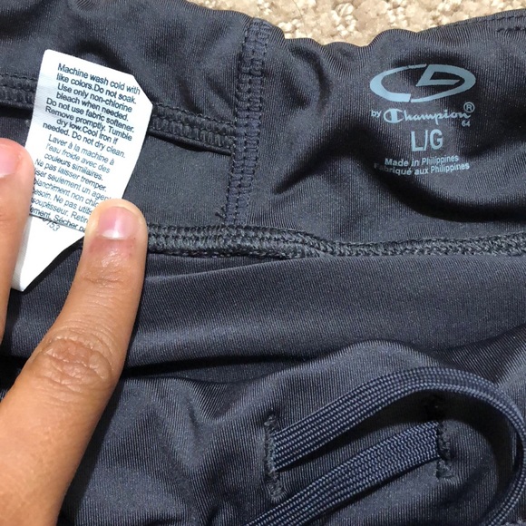 New Champion skirt with shorts (large). Drifit. - Picture 4 of 4